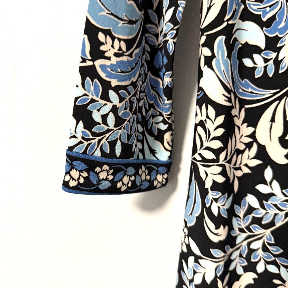 BCBGMAXAZRIA Blue Floral Keyhole Shift Dress XS Black 3/4 Sleeve Jersey Knit - Picture 8 of 13